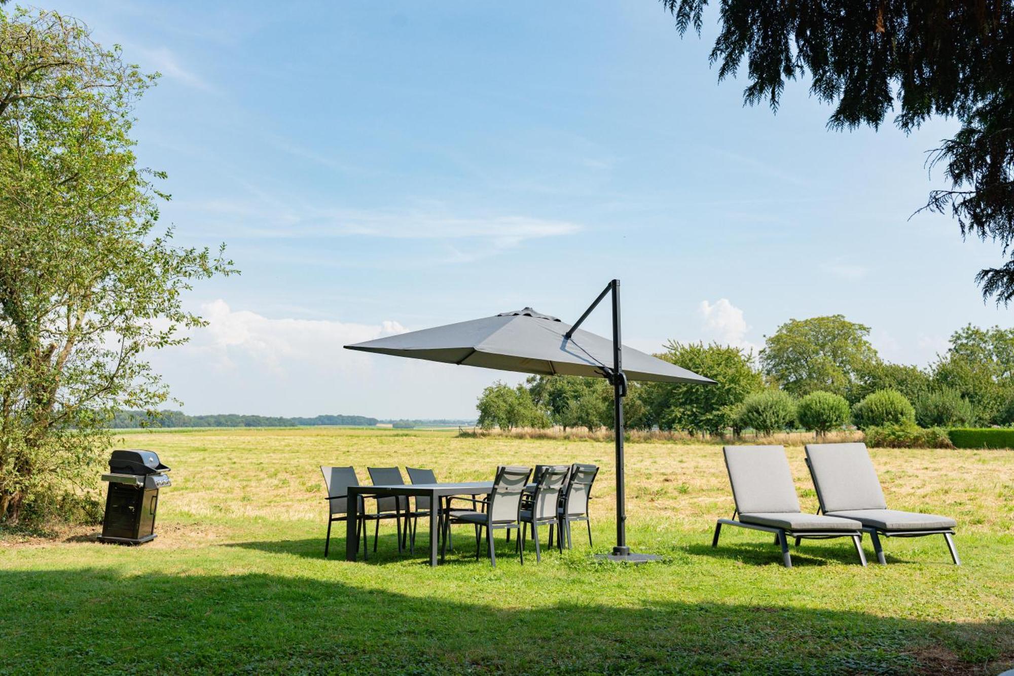 Hotel Manoir Du Moulin à Berloz Extérieur photo